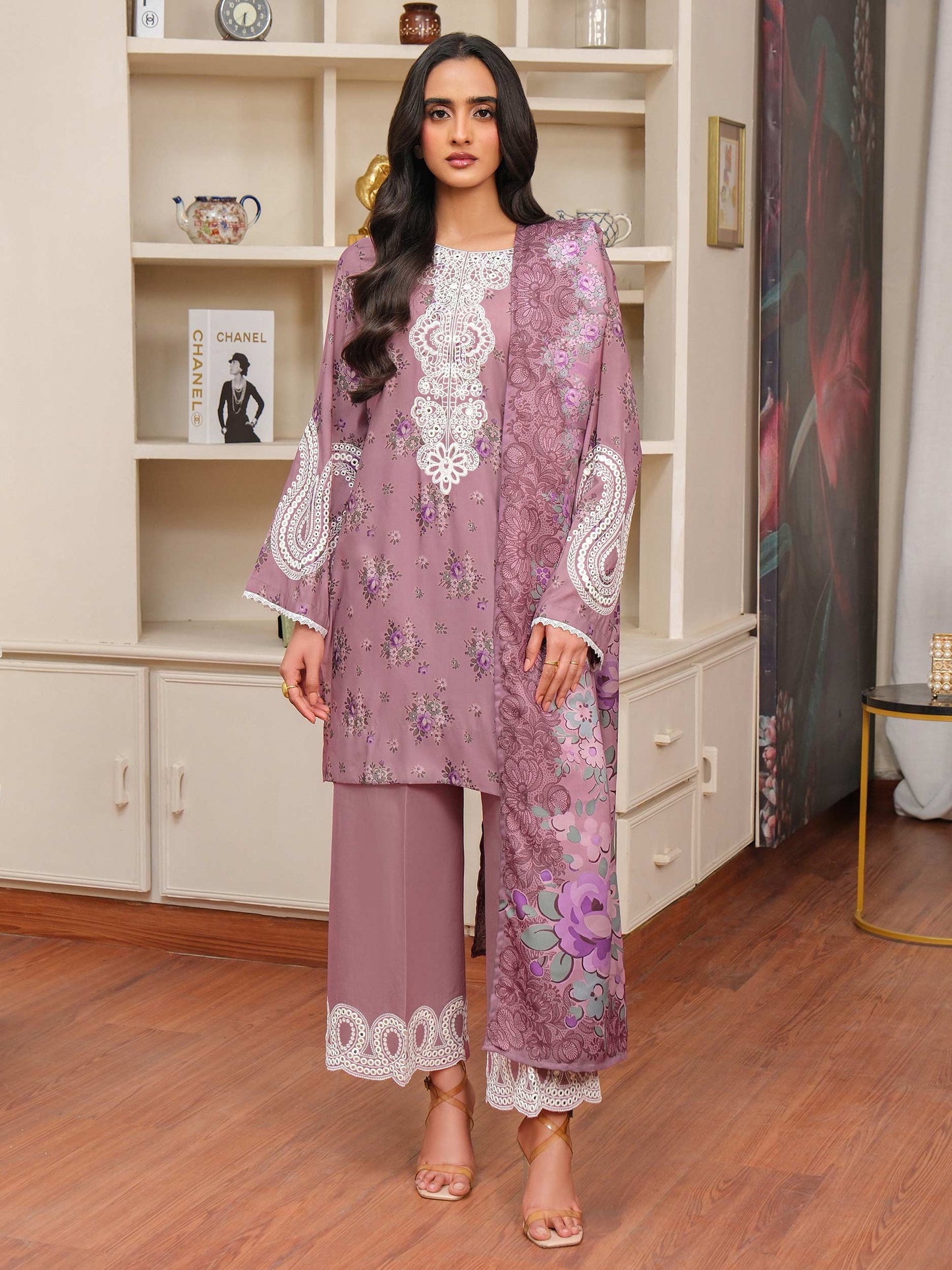 3 Piece Khaddar Suit-Embroidered (Unstitched)