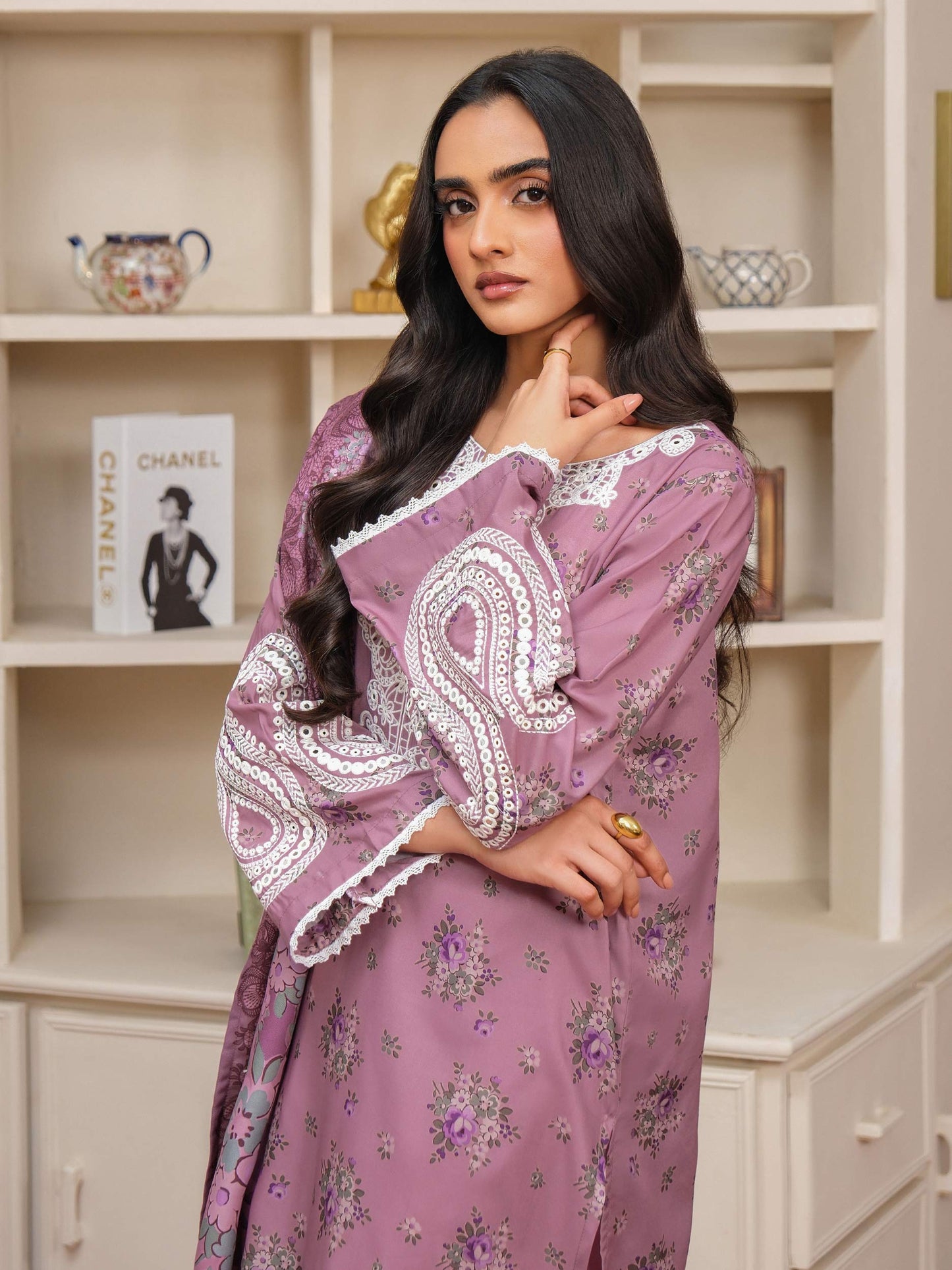 3 Piece Khaddar Suit-Embroidered (Unstitched)