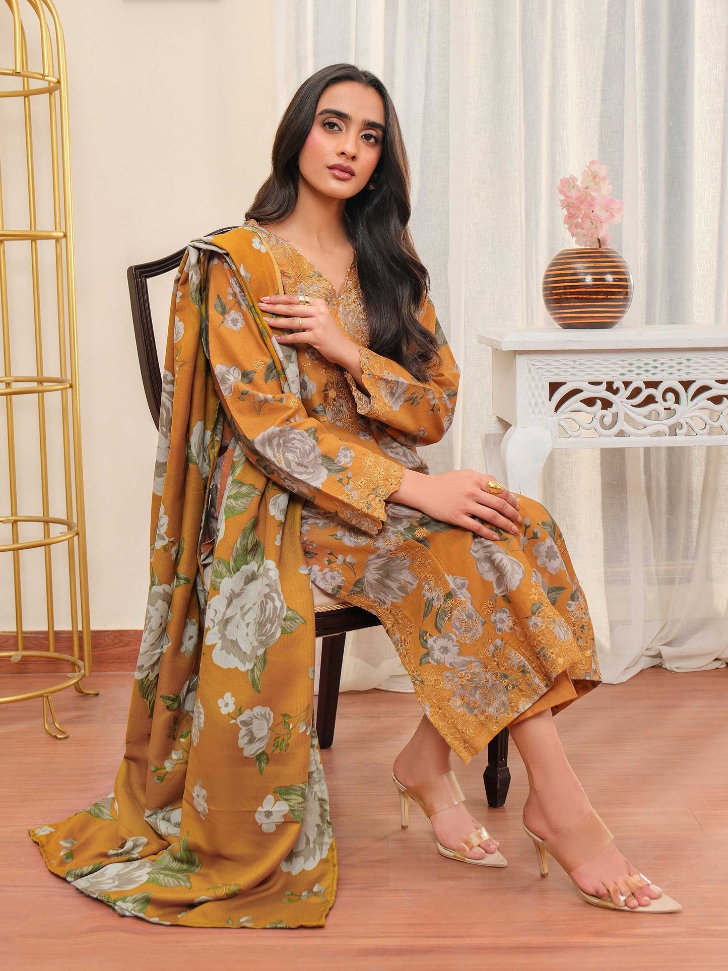 3 Piece Khaddar Suit-Embroidered (Unstitched)