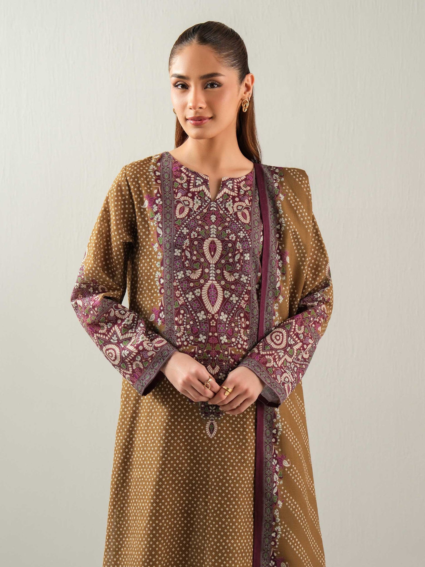 3 Piece Khaddar Suit-Printed (Unstitched)