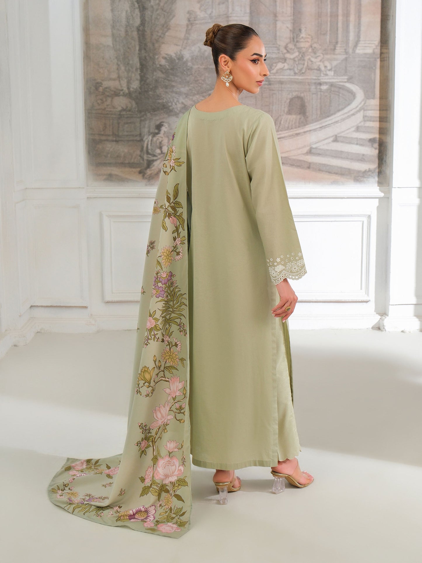 3 Piece Karandi Suit-Embroidered (Unstitched)