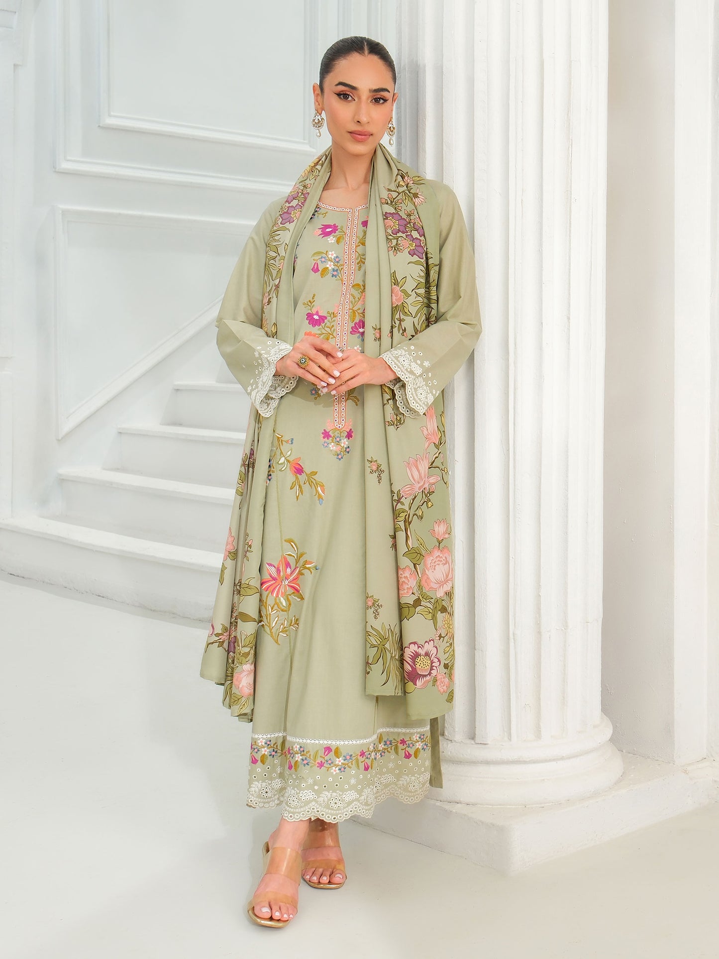 3 Piece Karandi Suit-Embroidered (Unstitched)