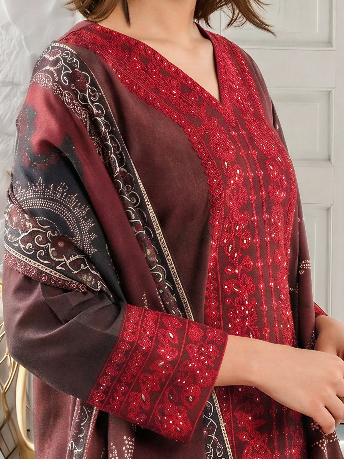 3 Piece Khaddar Suit-Embroidered (Unstitched)