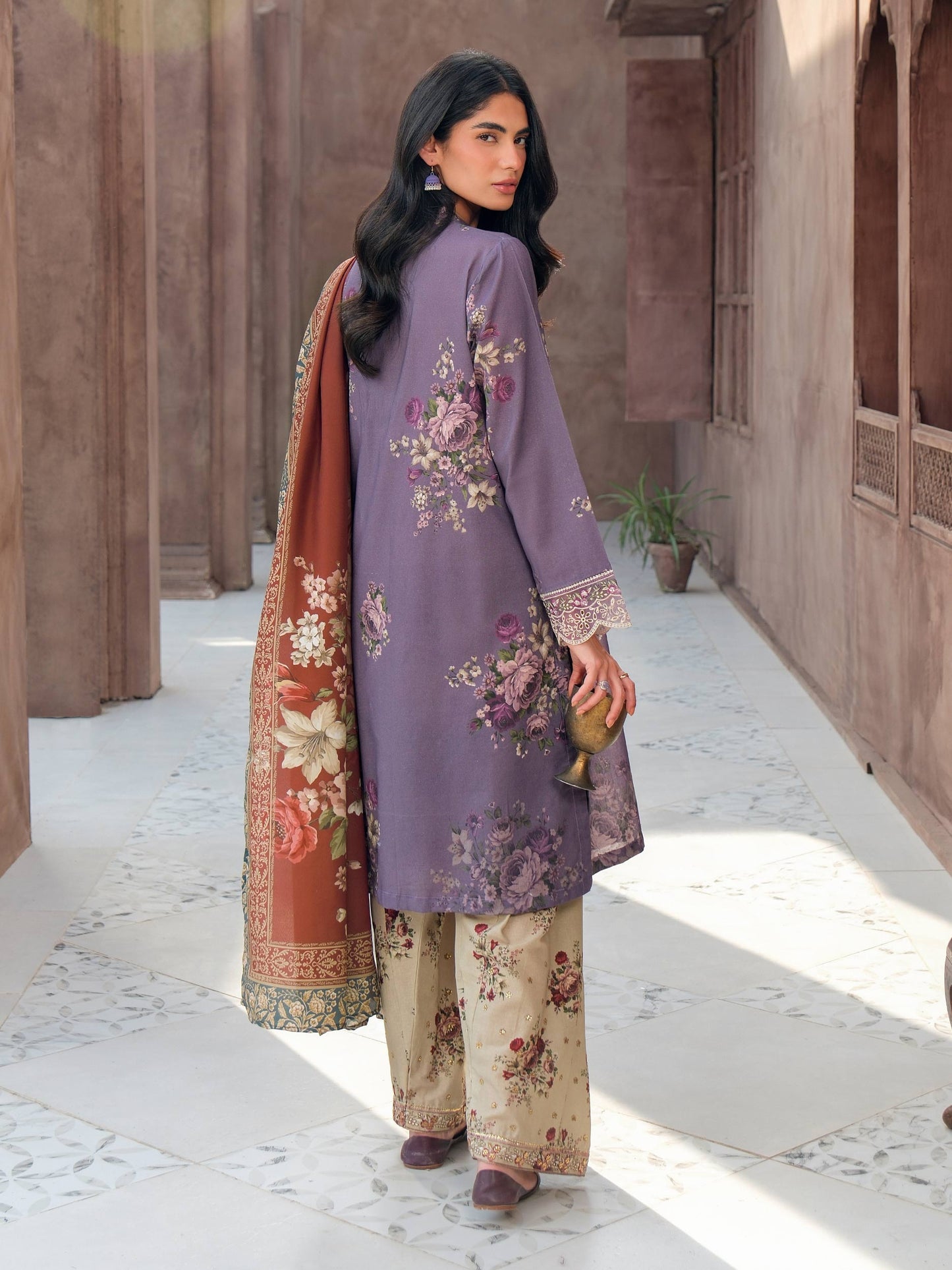 3 Piece Khaddar Suit-Embroidered (Unstitched)