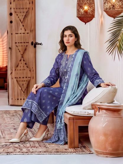 3 Piece Khaddar Suit-Embroidered (Unstitched)