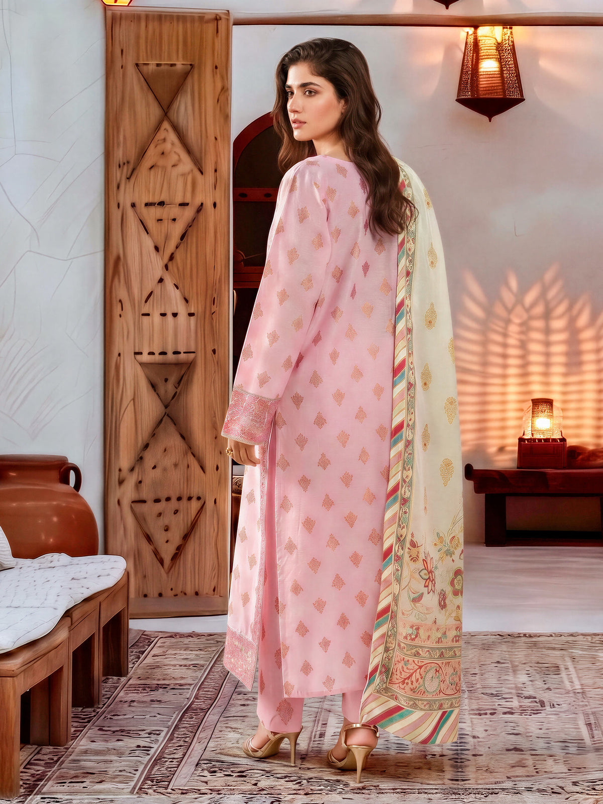 3 Piece Khaddar Suit-Embroidered (Unstitched)