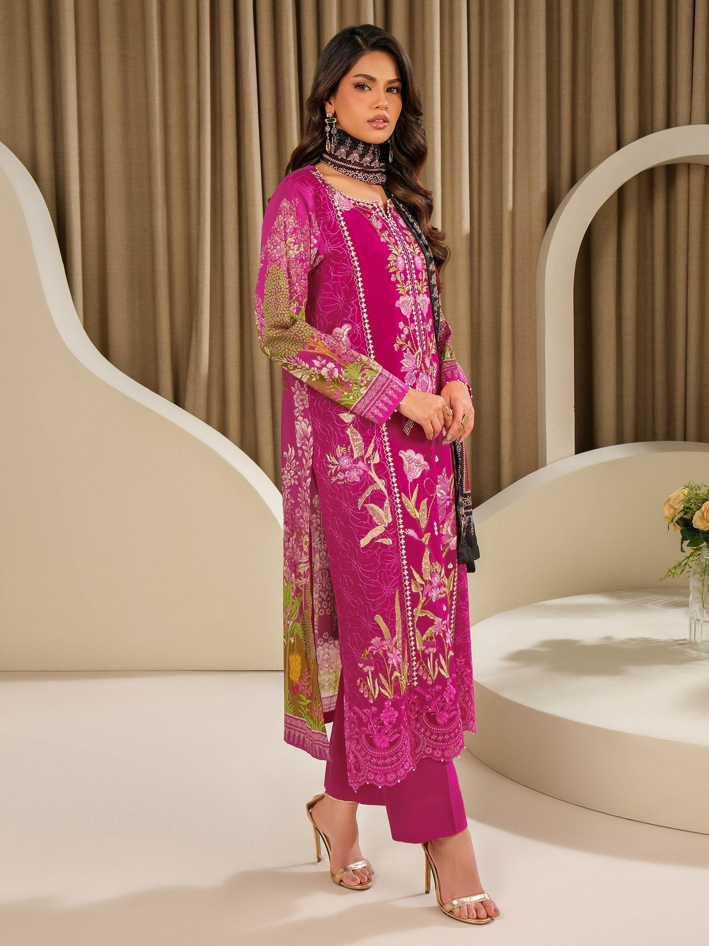 3 Piece Lawn Suit-Embroidered (Unstitched)