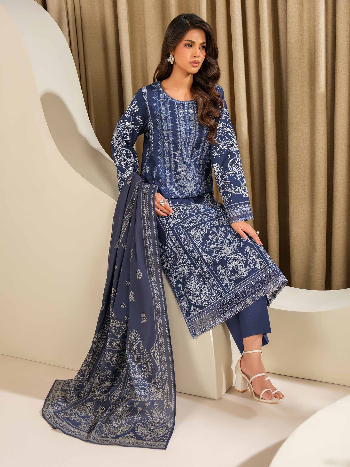 3 Piece Lawn Suit-Embroidered (Unstitched)