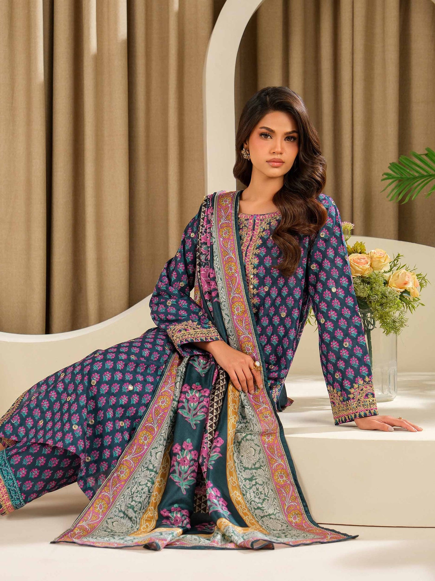 3 Piece Lawn Suit-Embroidered (Unstitched)