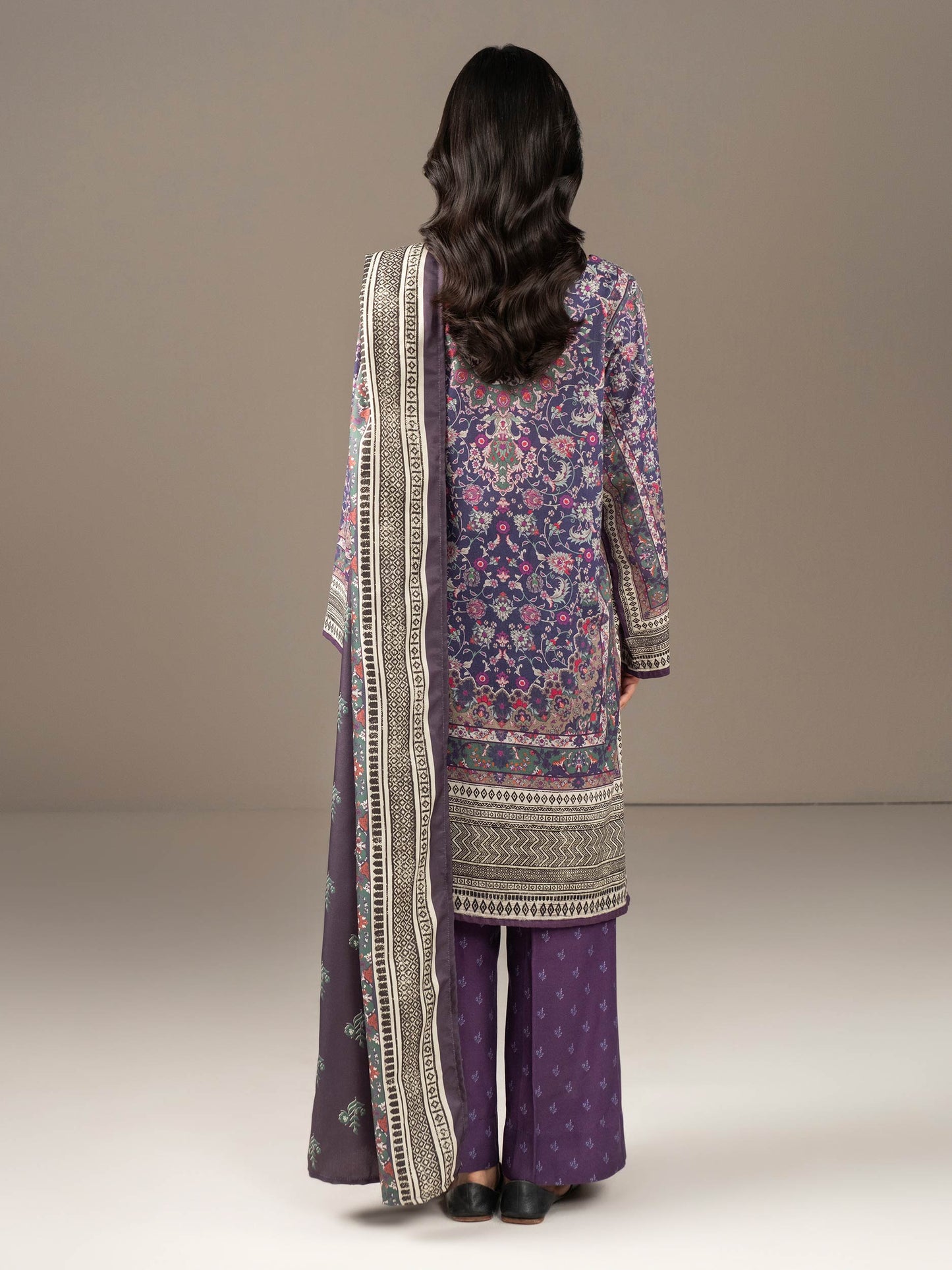 3 Piece Khaddar Suit-Printed (Unstitched)
