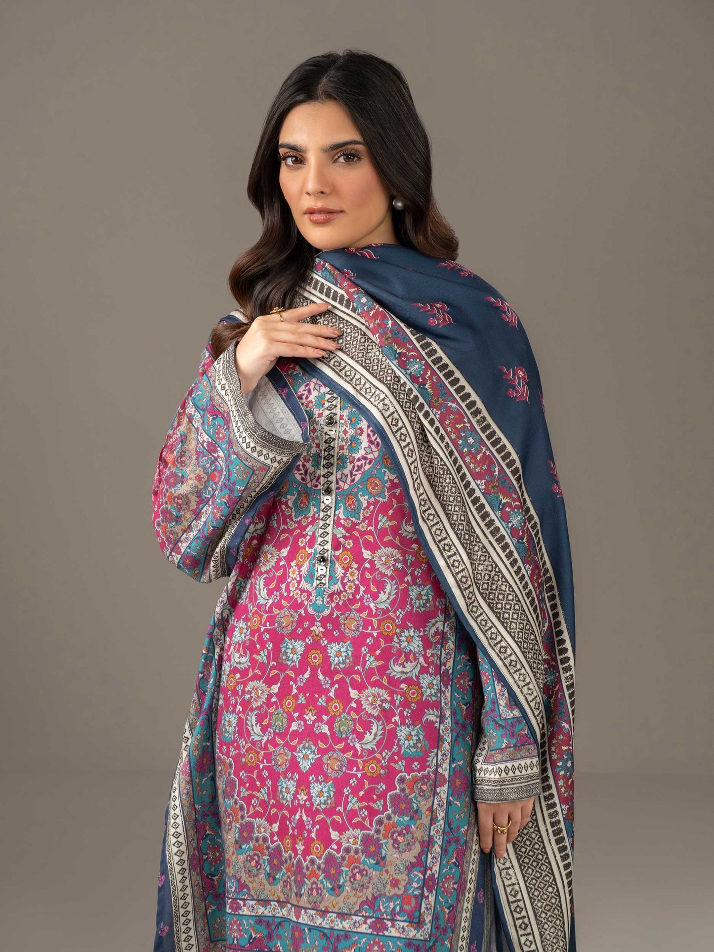 3 Piece Khaddar Suit-Printed (Unstitched)