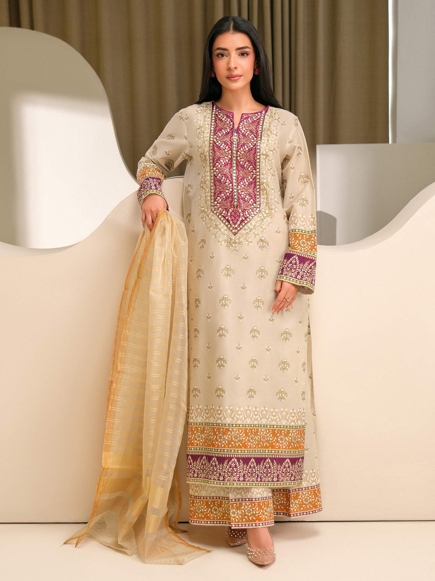 3 Piece Lawn Suit-Embroidered (Unstitched)