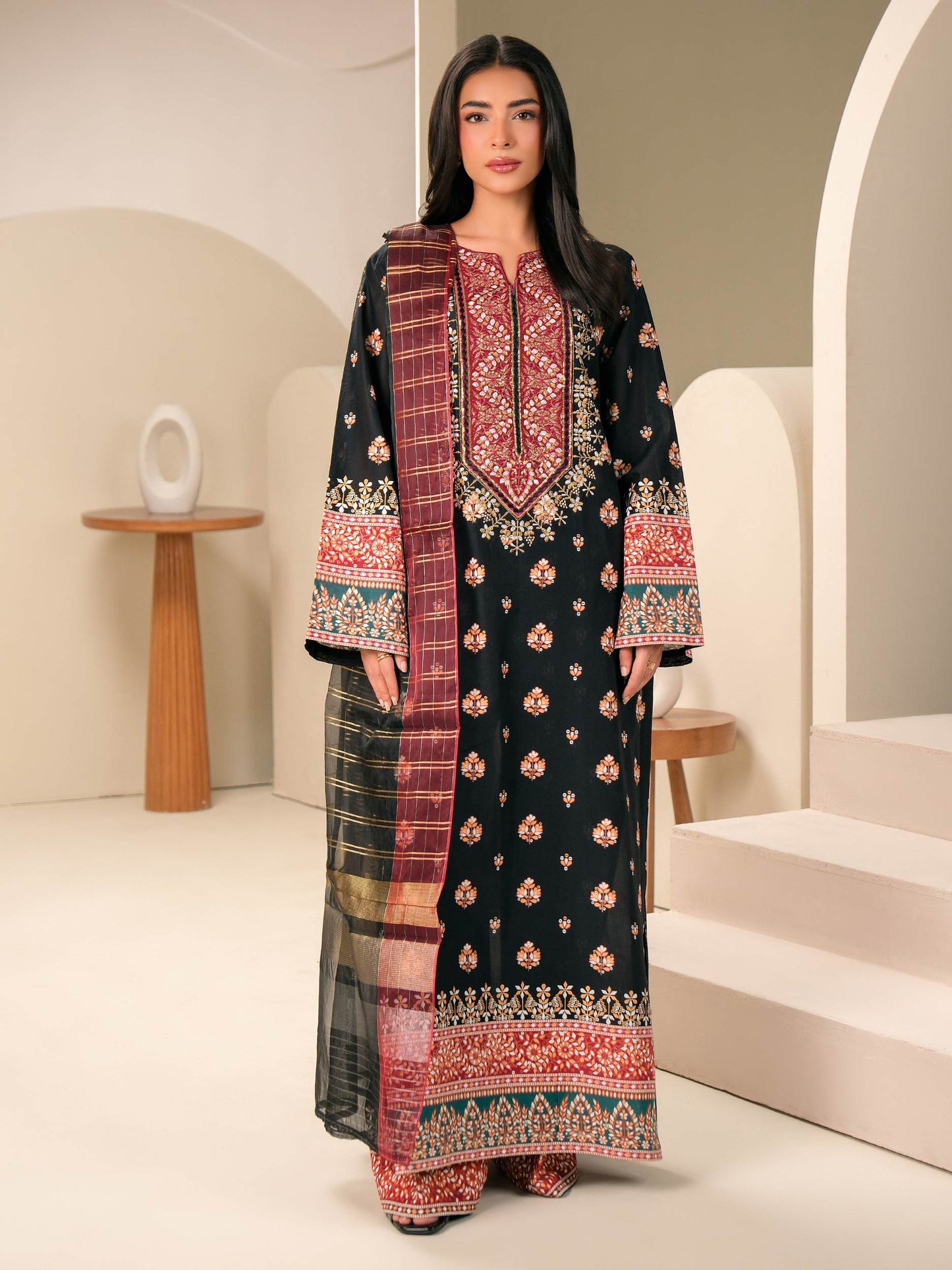 3 Piece Lawn Suit-Embroidered (Unstitched)