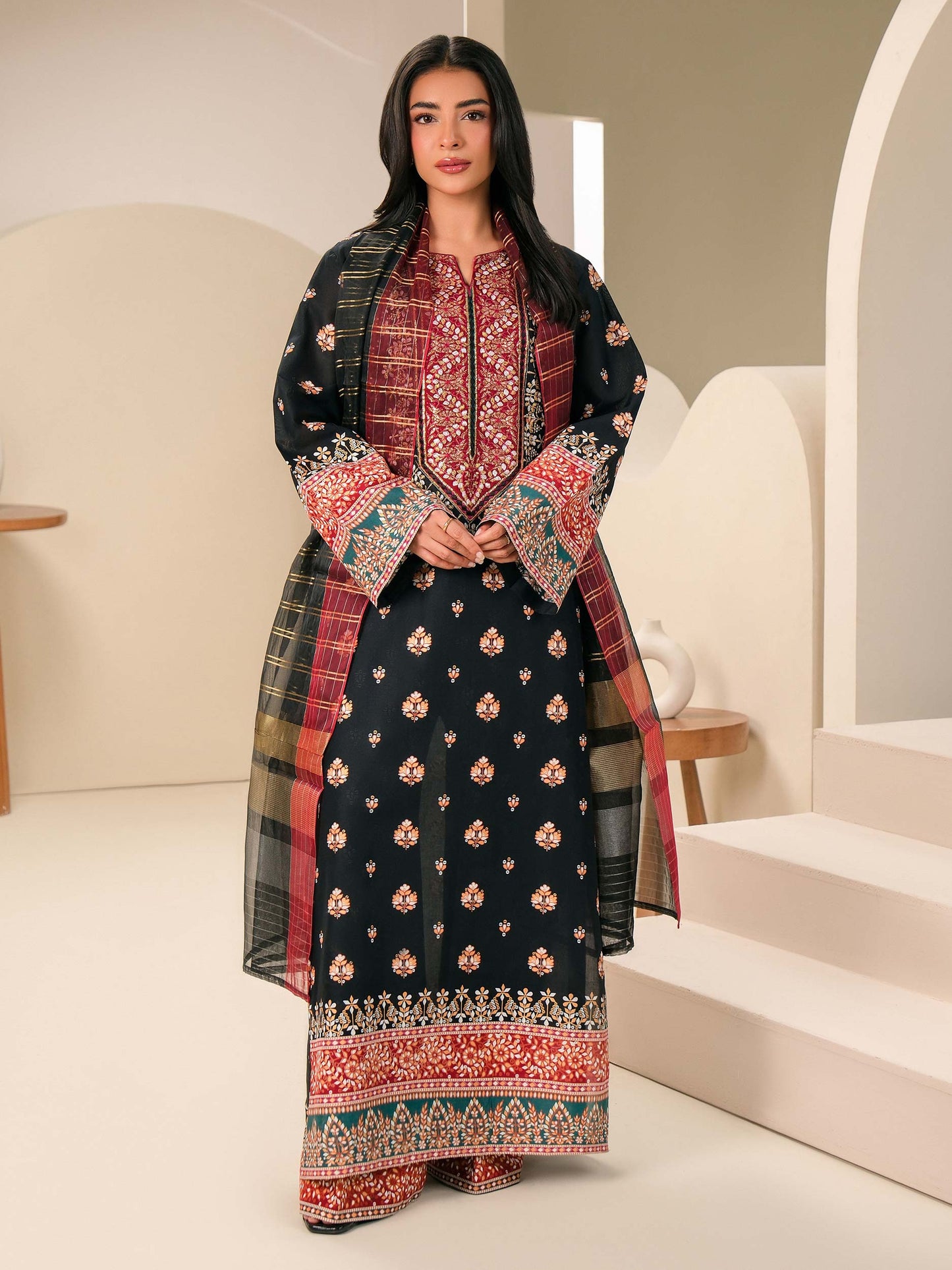 3 Piece Lawn Suit-Embroidered (Unstitched)