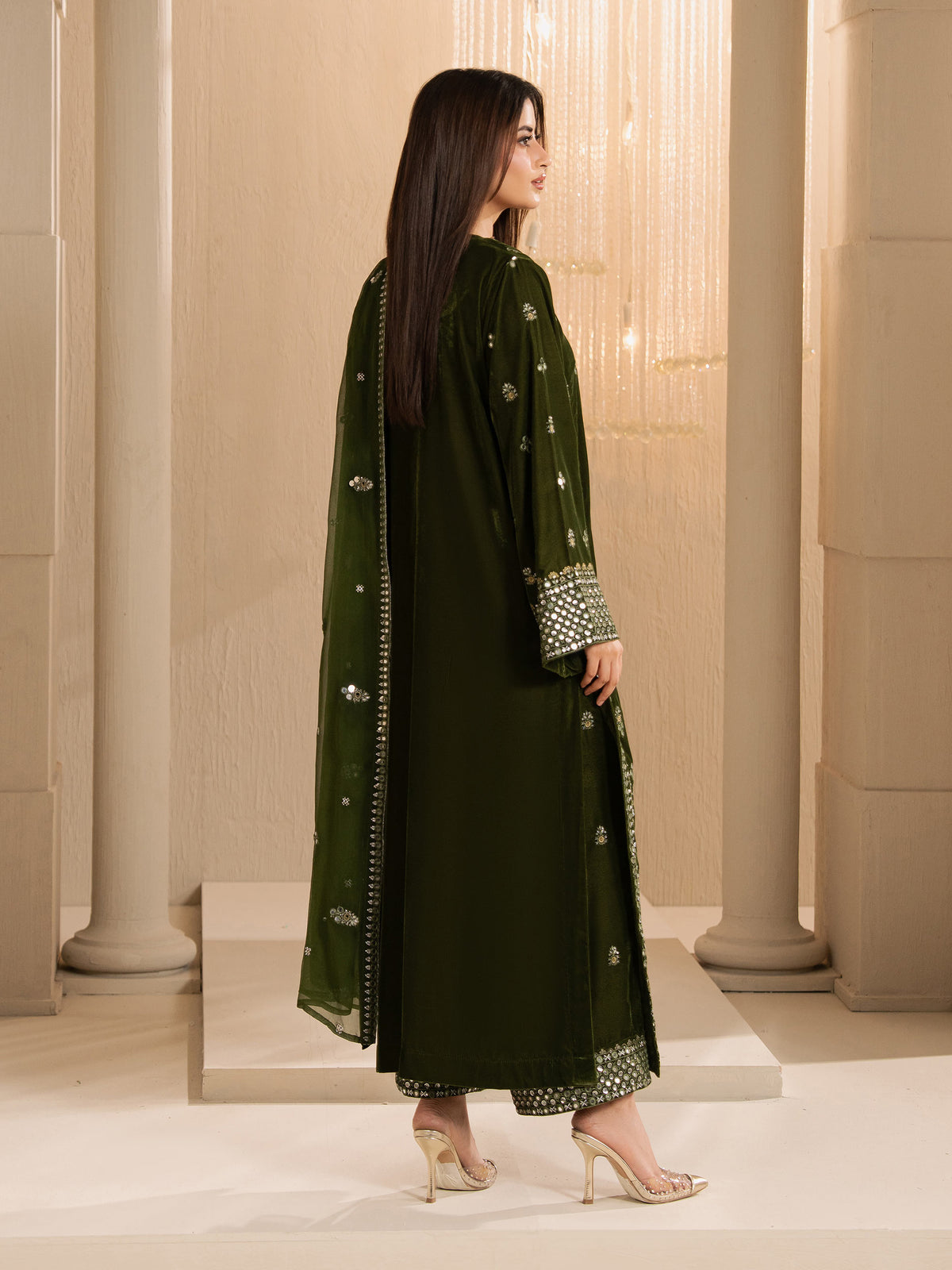 3 Piece Velvet Suit-Embroidered (Unstitched)