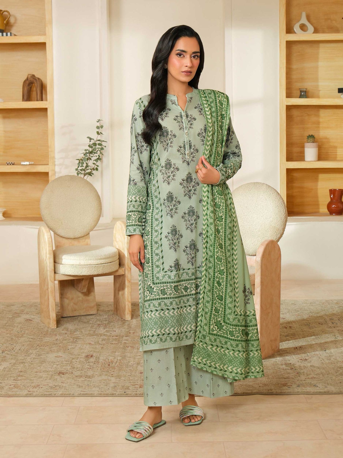 3 Piece Khaddar Suit-Printed (Unstitched)
