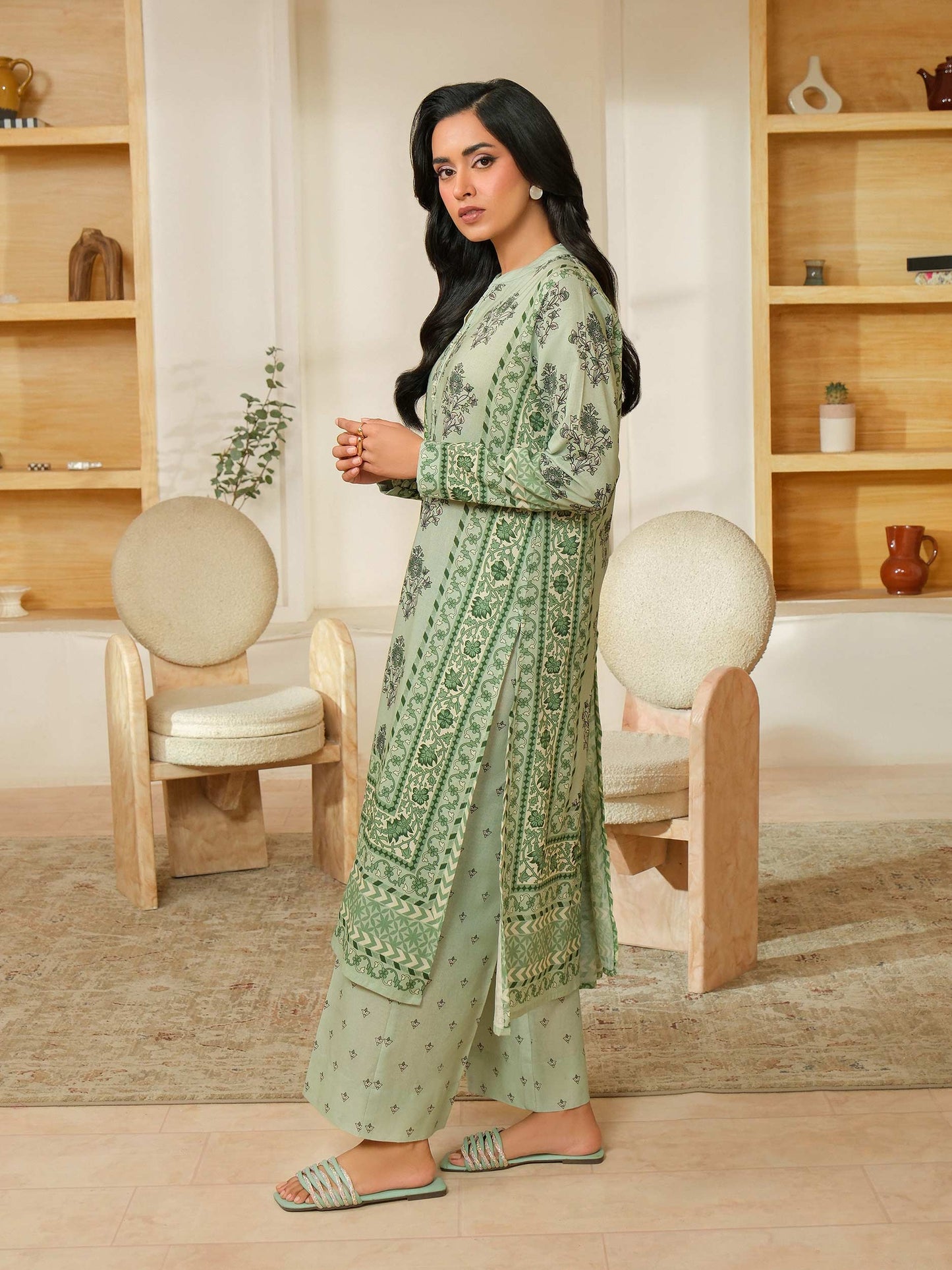 3 Piece Khaddar Suit-Printed (Unstitched)
