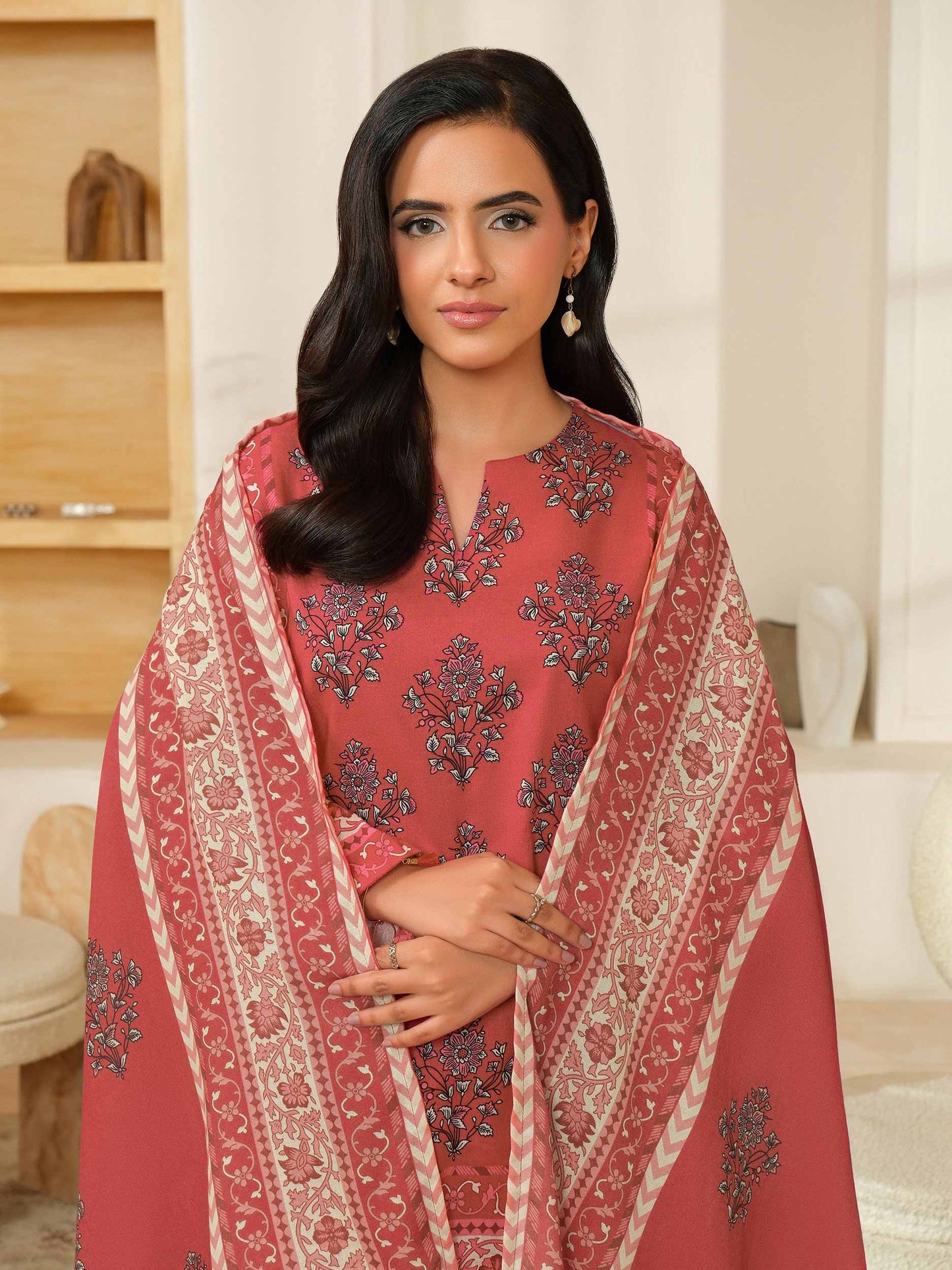 3 Piece Khaddar Suit-Printed (Unstitched)