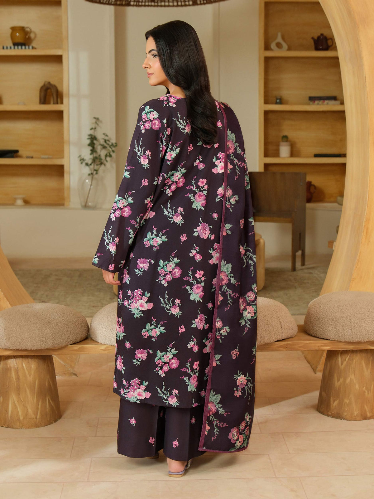 3 Piece Khaddar Suit-Printed (Unstitched)