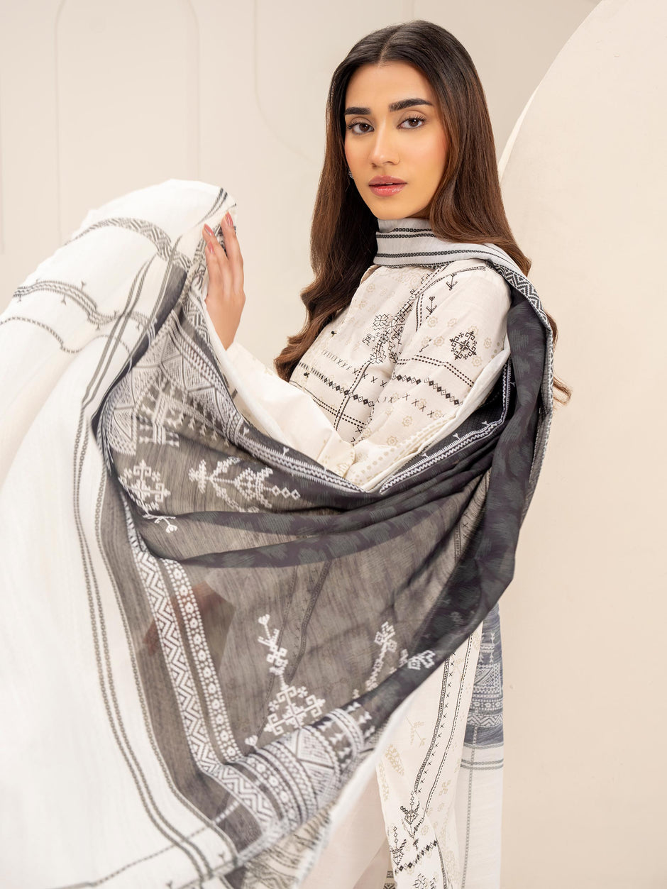 3 Piece Unstitched Embroidered Pure Lawn Suit with Fine Printed Silk Dupatta main image 0