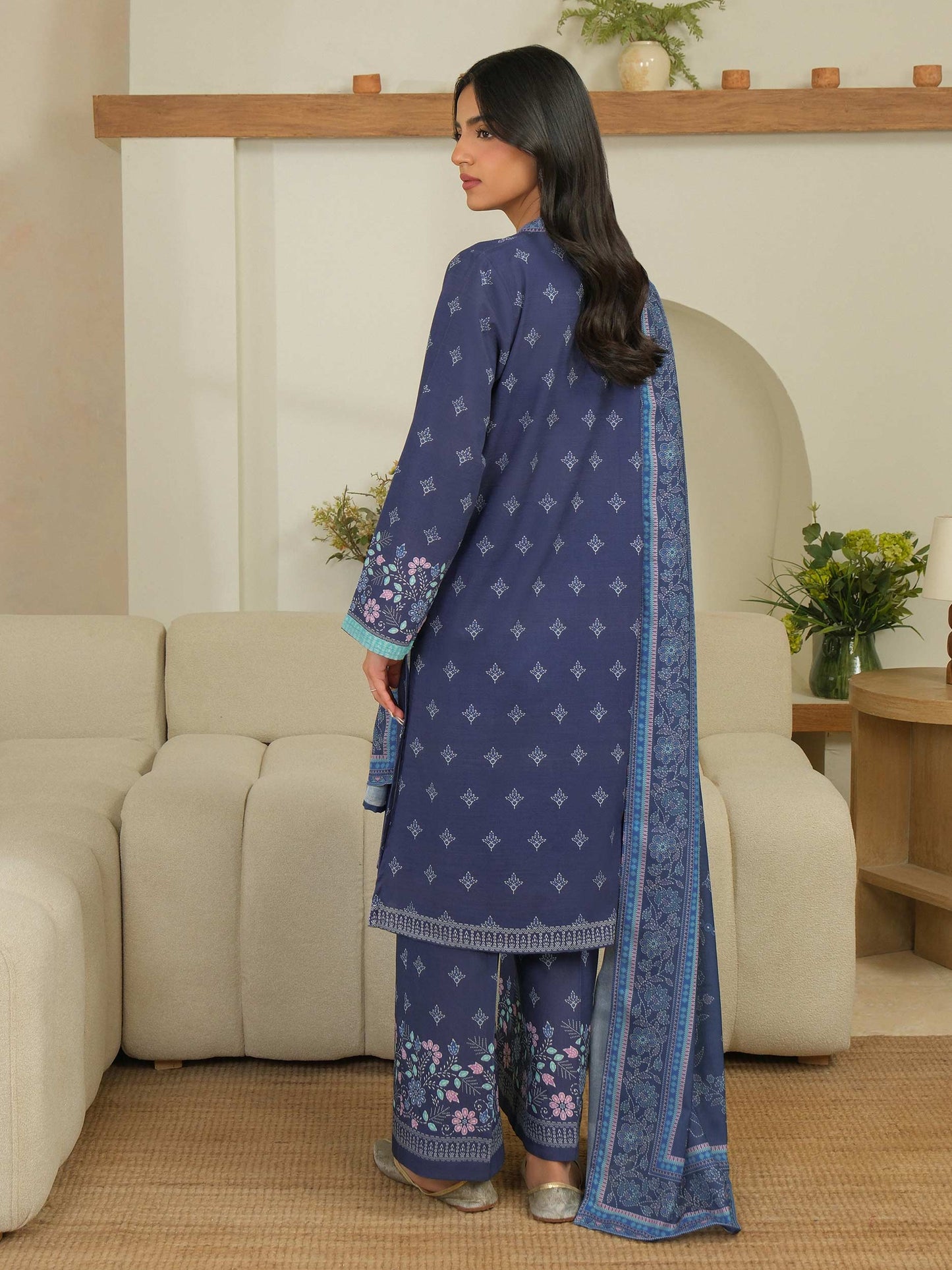 3 Piece Khaddar Suit-Printed (Unstitched)
