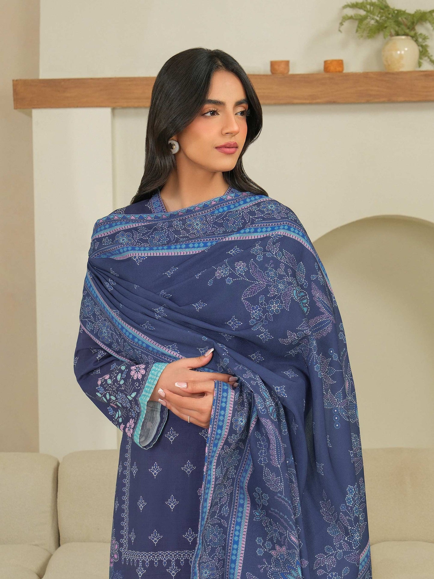 3 Piece Khaddar Suit-Printed (Unstitched)