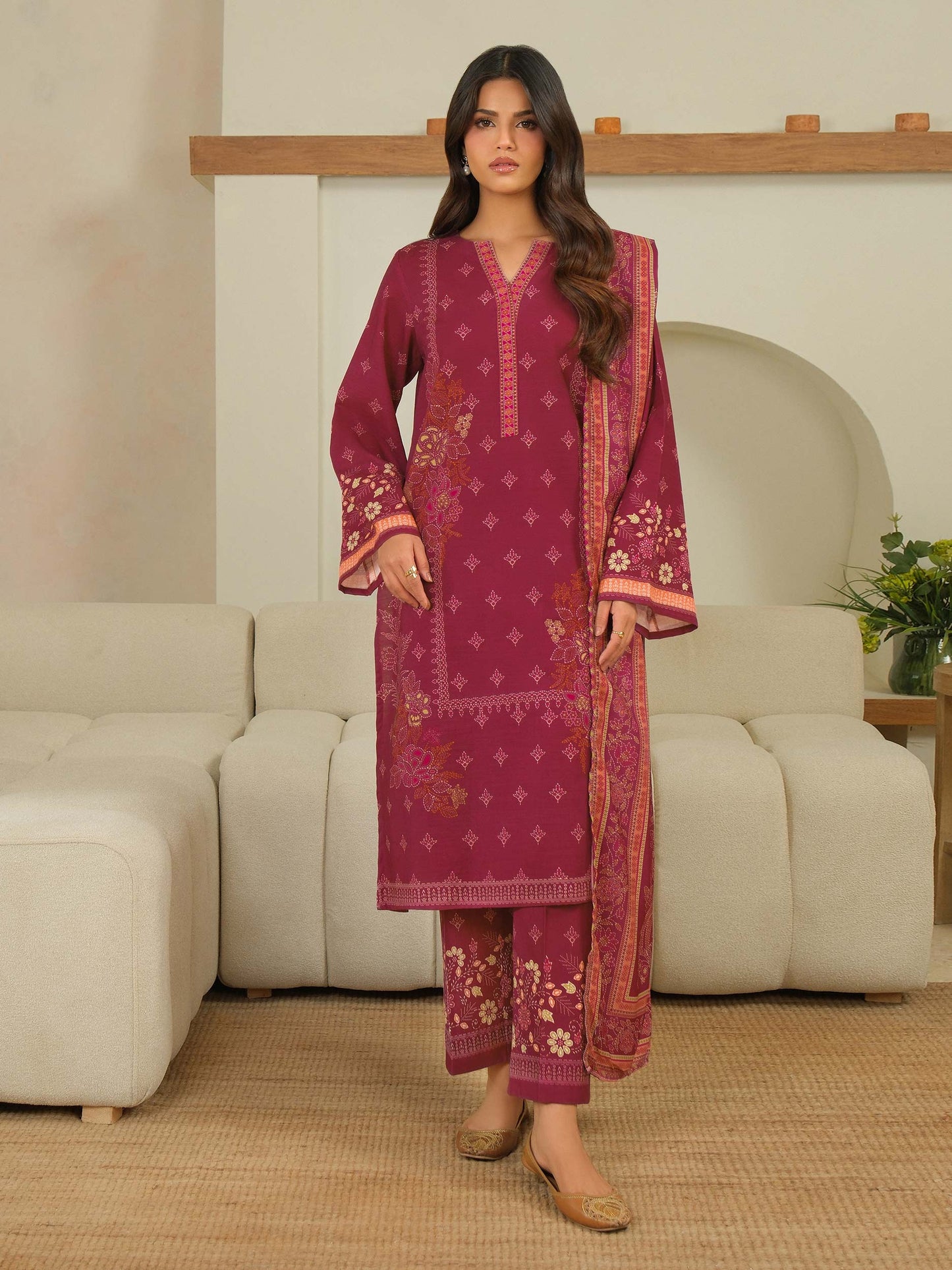 3 Piece Khaddar Suit-Printed (Unstitched)