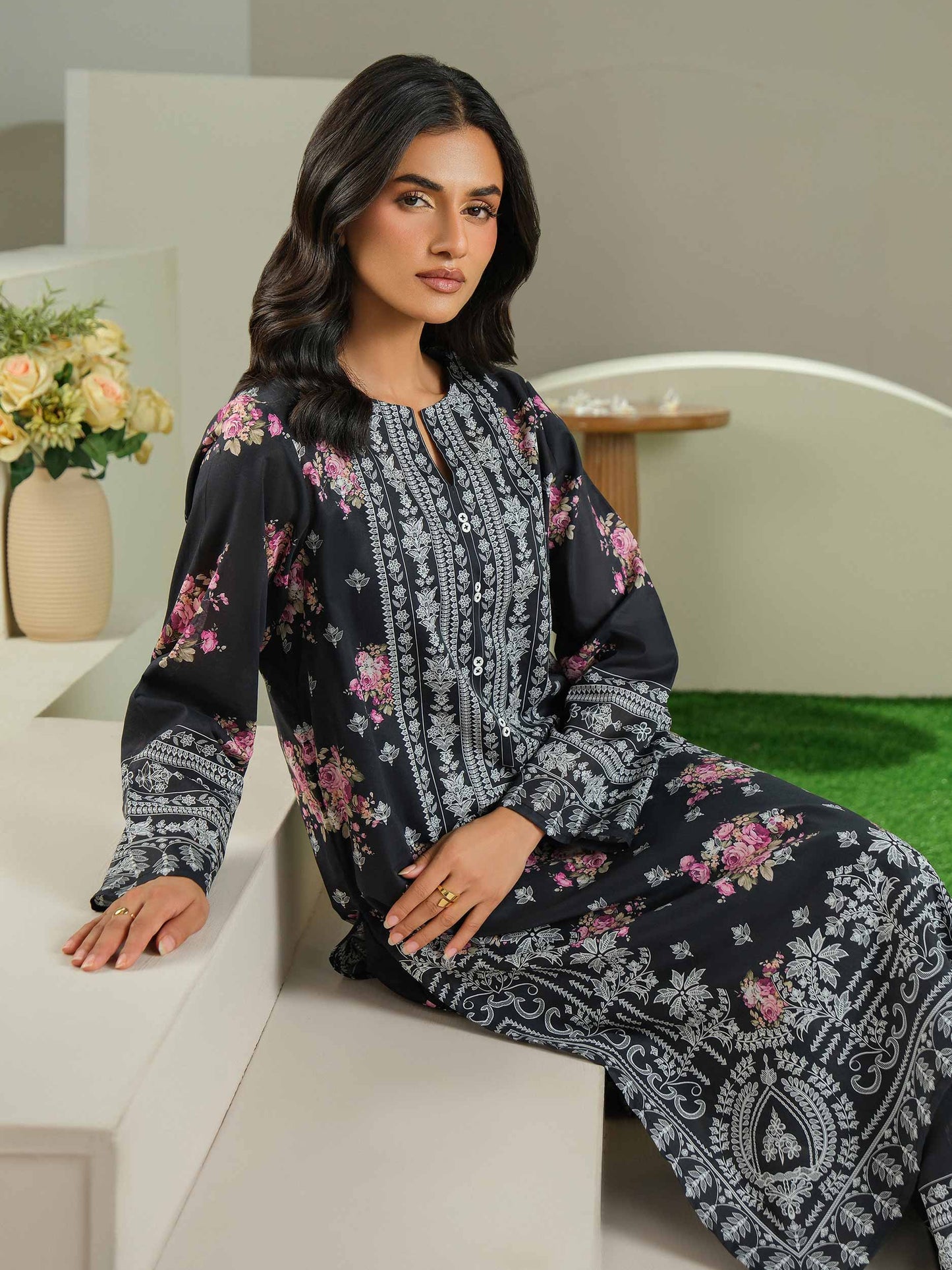 2 Piece Lawn Suit-Printed (Unstitched)