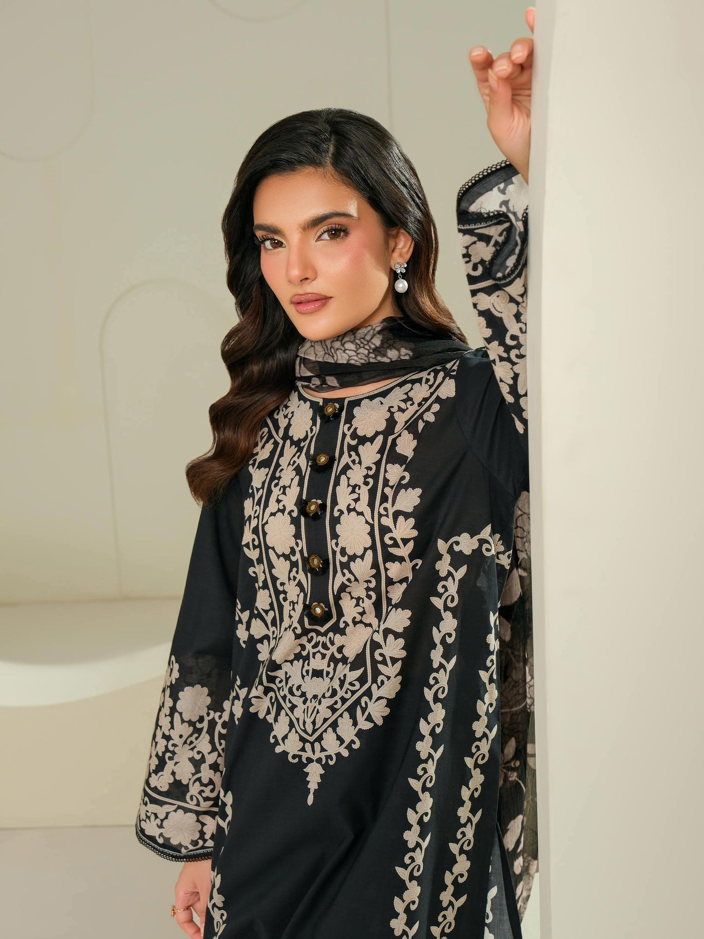 3 Piece Lawn Suit-Printed (Unstitched)
