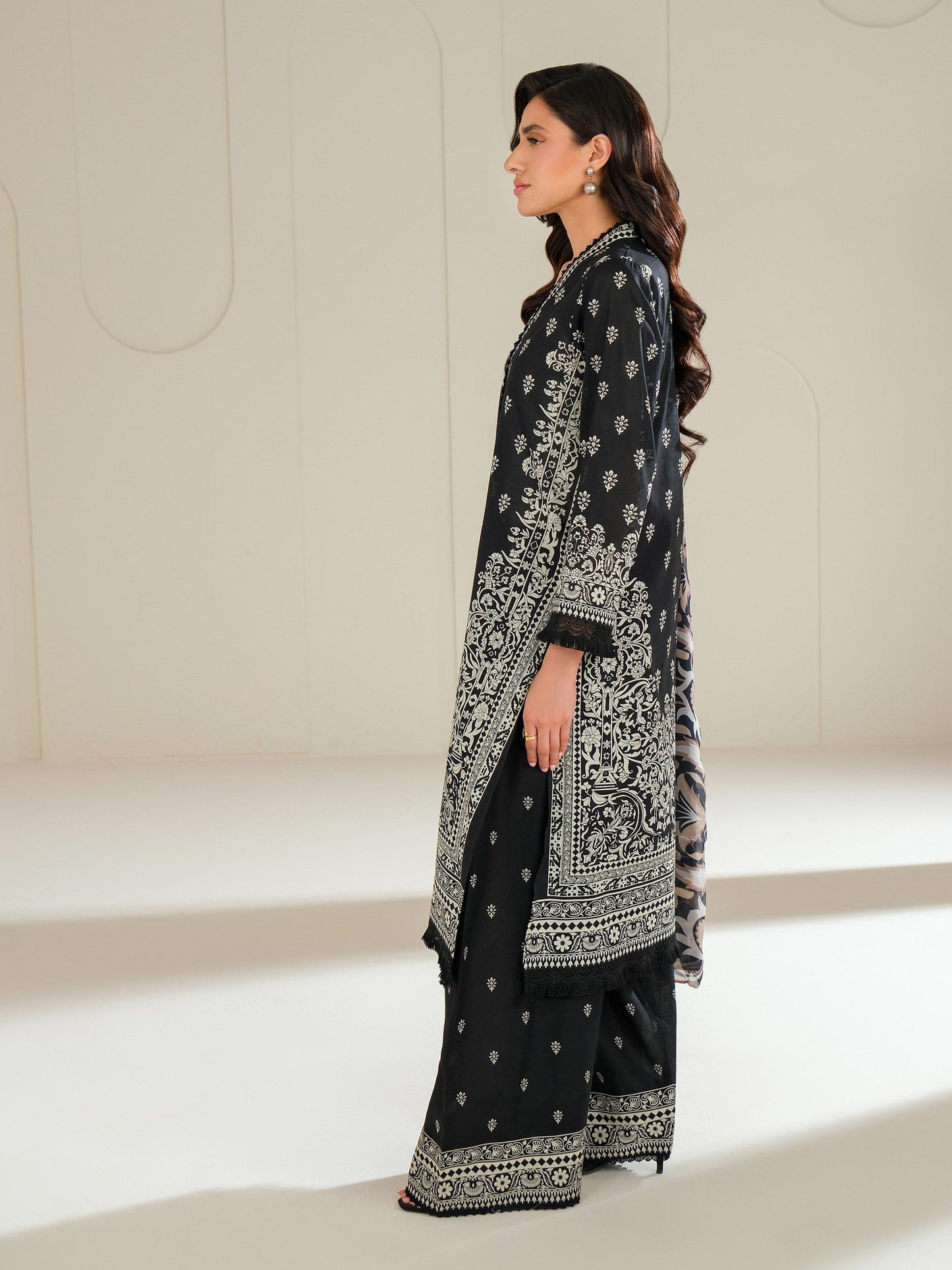 3 Piece Lawn Suit-Printed (Unstitched)
