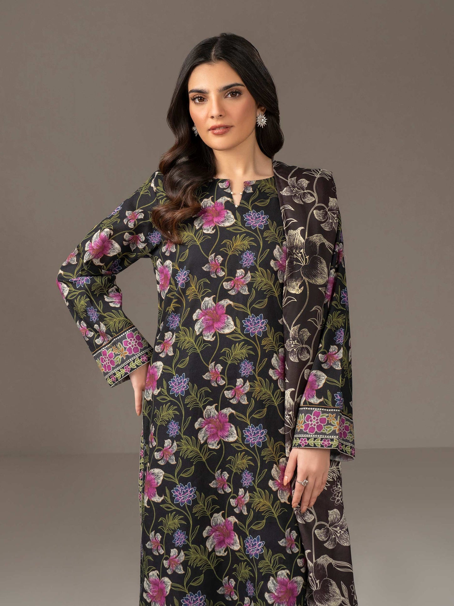 3 Piece Khaddar Suit-Printed (Unstitched)