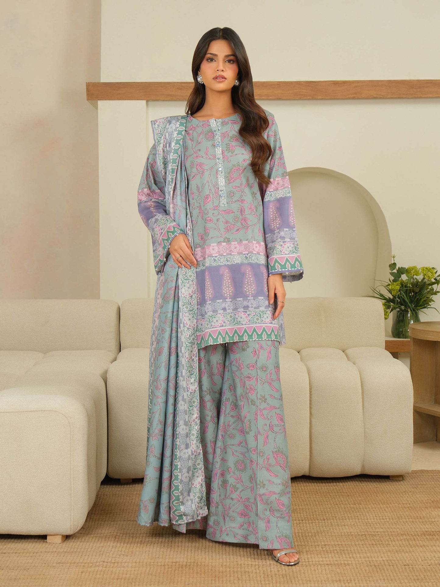 3 Piece Khaddar Suit-Printed (Unstitched)
