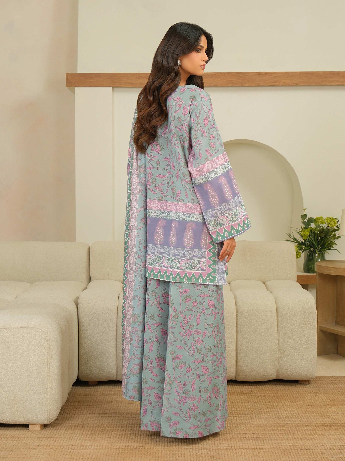 3 Piece Khaddar Suit-Printed (Unstitched)