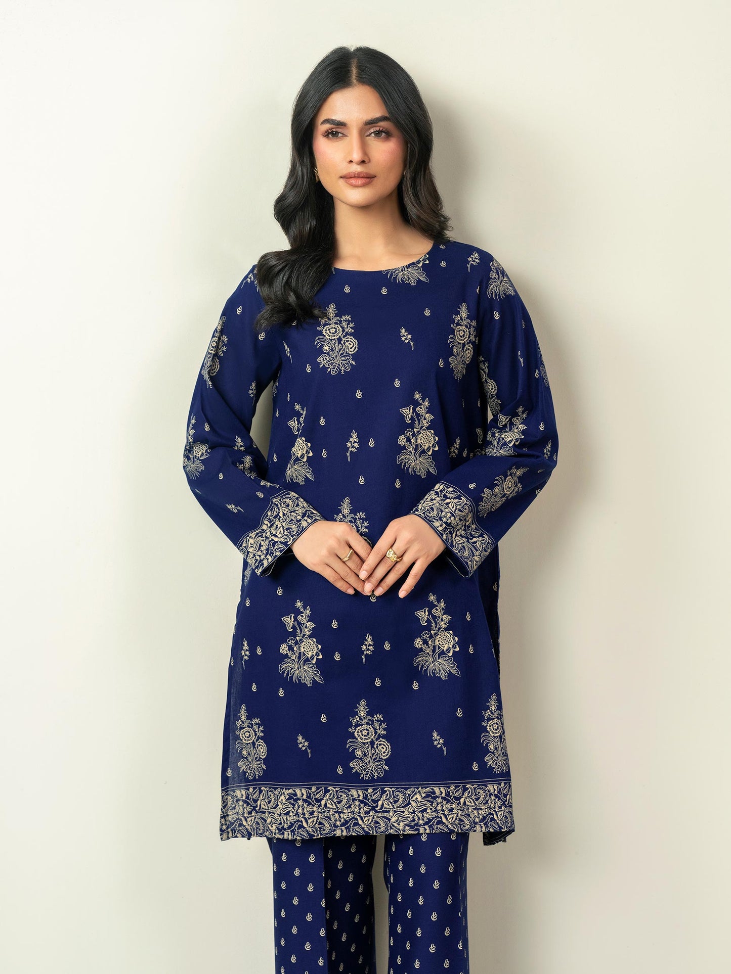 2 Piece Khaddar Suit-Printed (Unstitched)