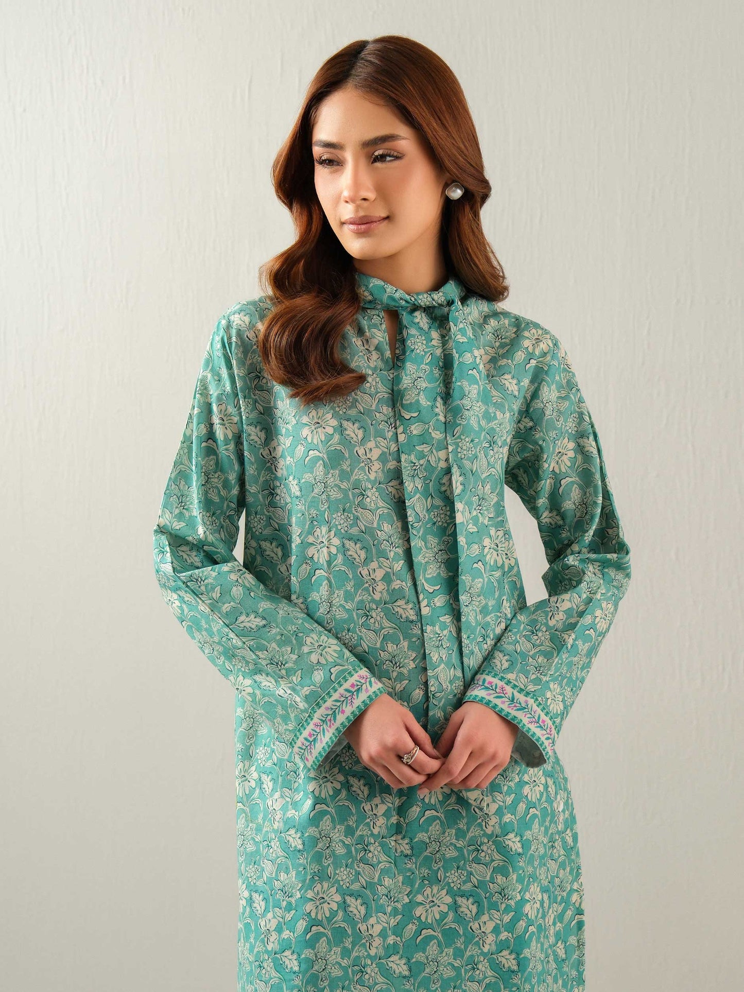 2 Piece Khaddar Suit-Printed (Unstitched)