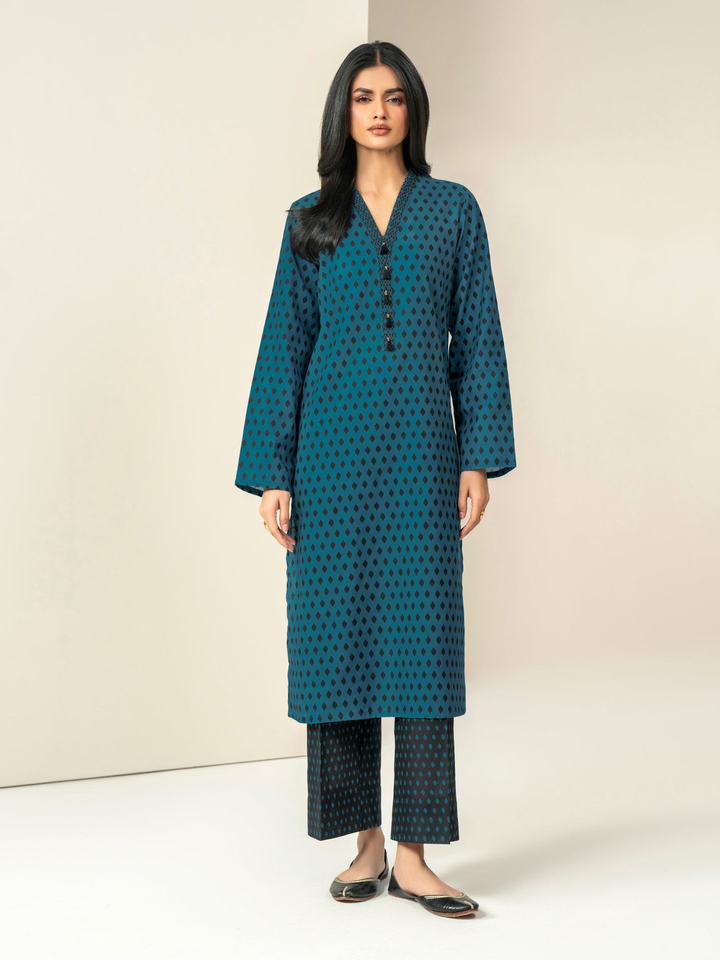 2 Piece Slub Khaddar Suit-Printed (Unstitched)