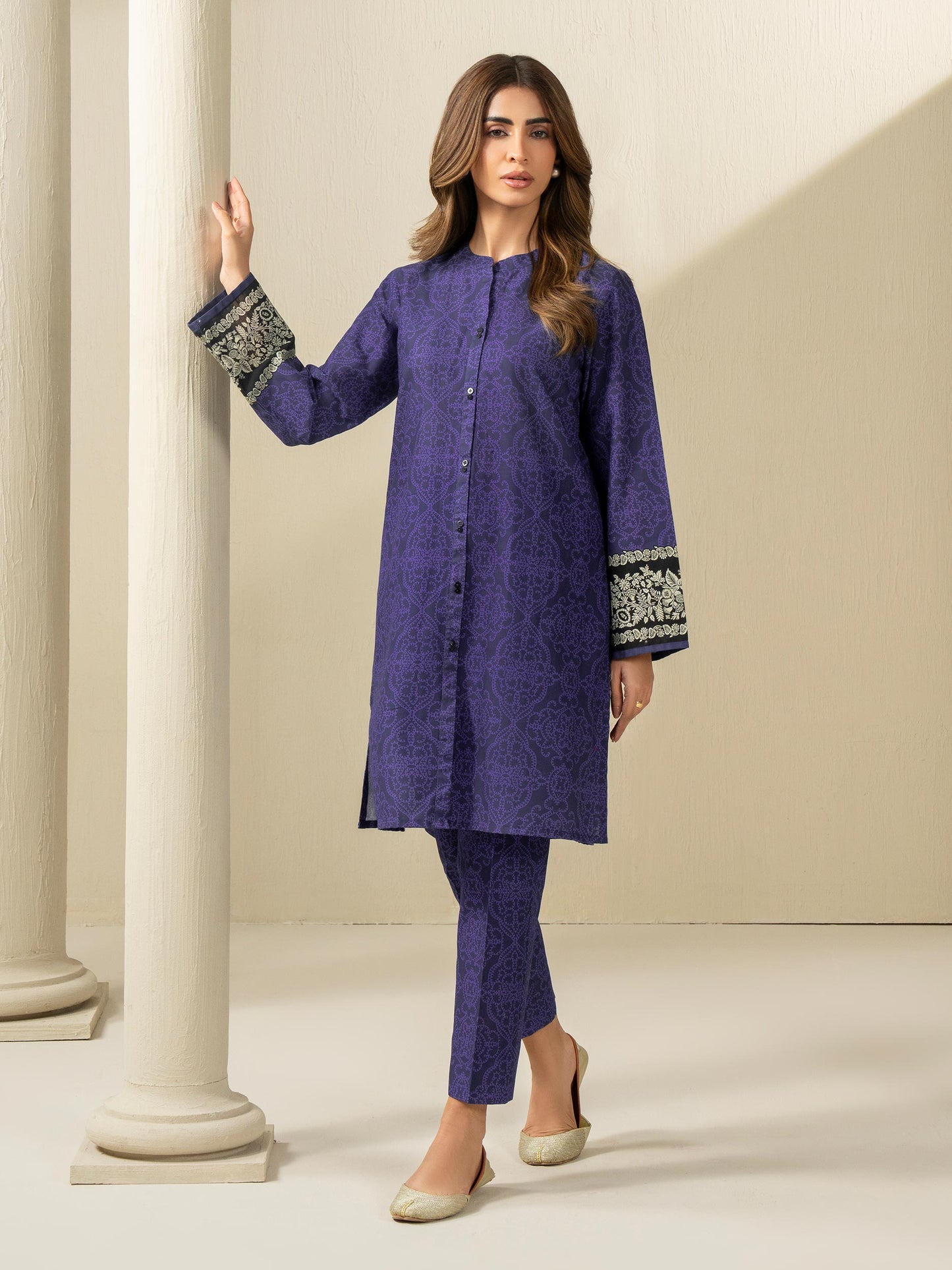 2 Piece Khaddar Suit-Printed (Unstitched)