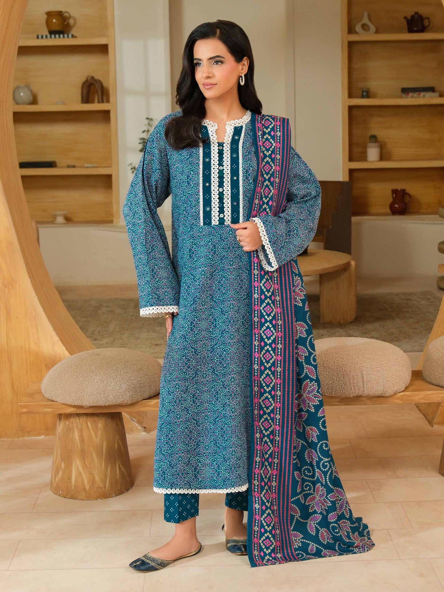 3 Piece Khaddar Suit-Printed (Unstitched)