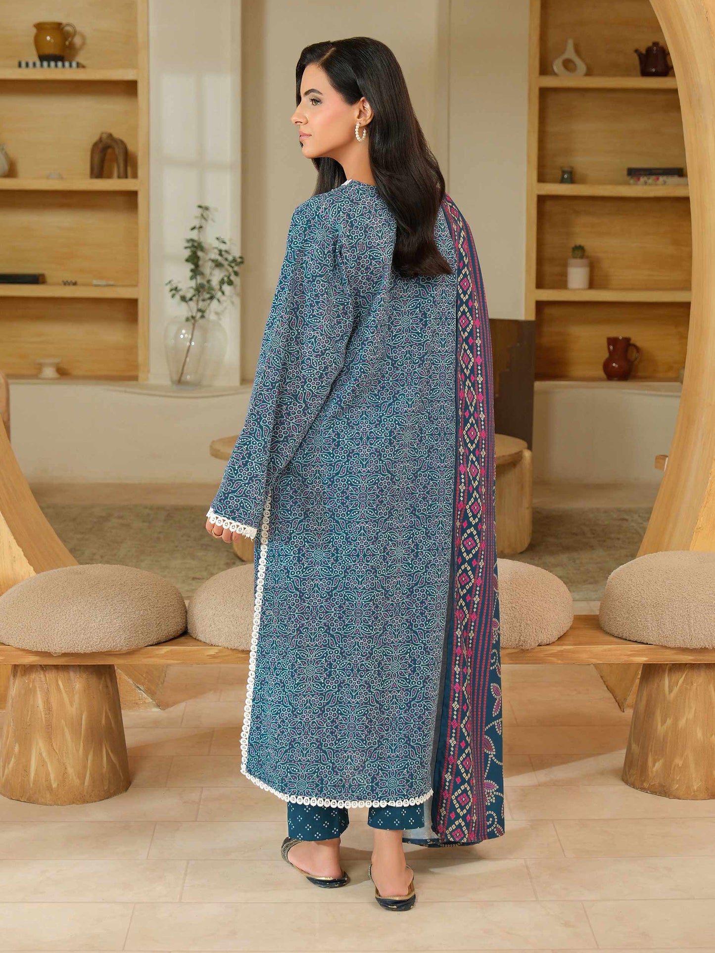 3 Piece Khaddar Suit-Printed (Unstitched)