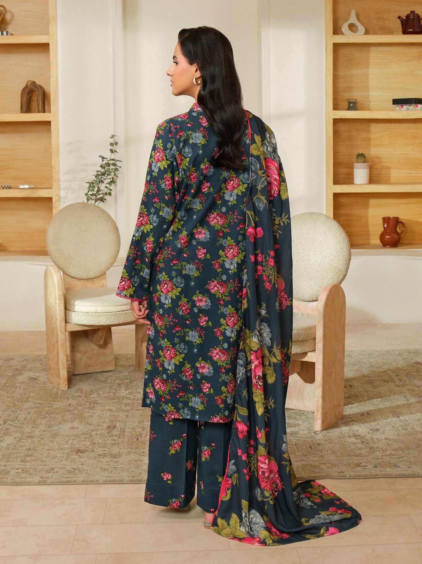 3 Piece Khaddar Suit-Printed (Unstitched)