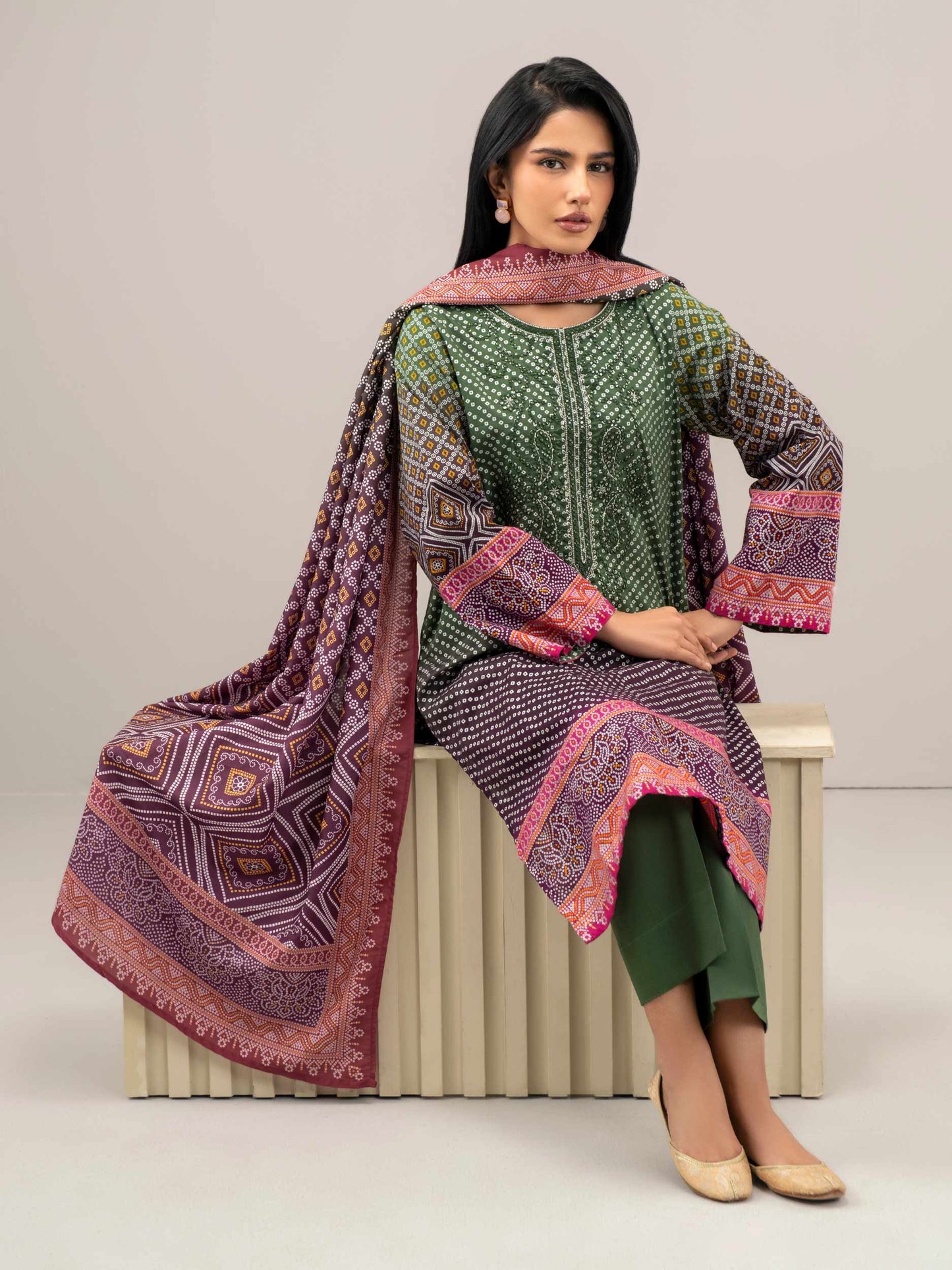 3 Piece Lawn Suit-Embroidered (Unstitched)