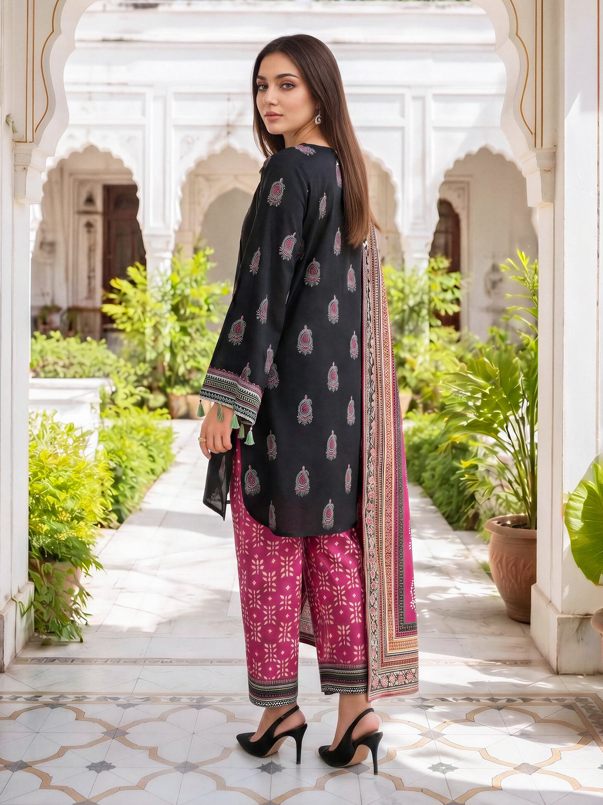 3 Piece Khaddar Suit-Printed (Unstitched)