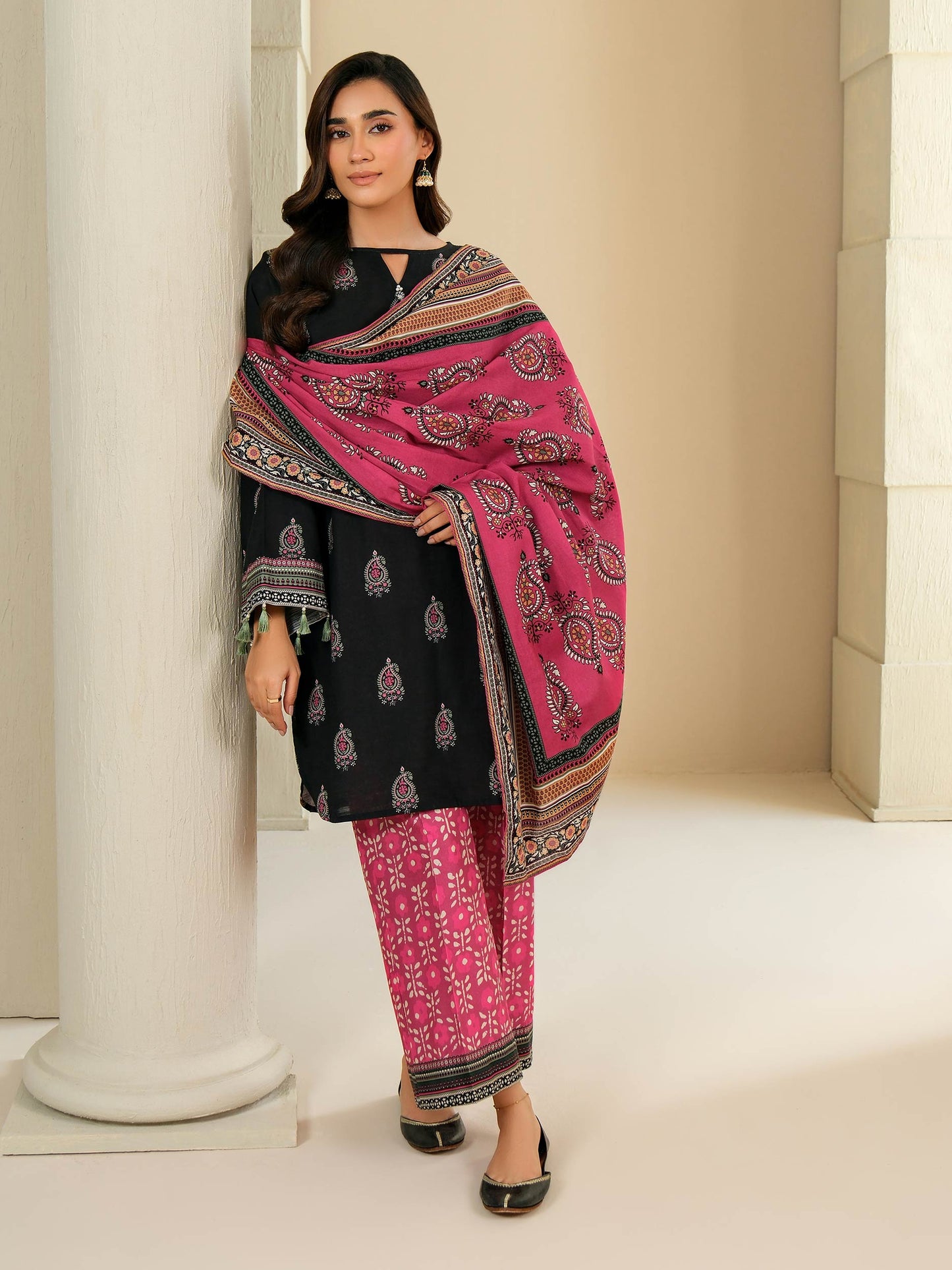3 Piece Khaddar Suit-Printed (Unstitched)