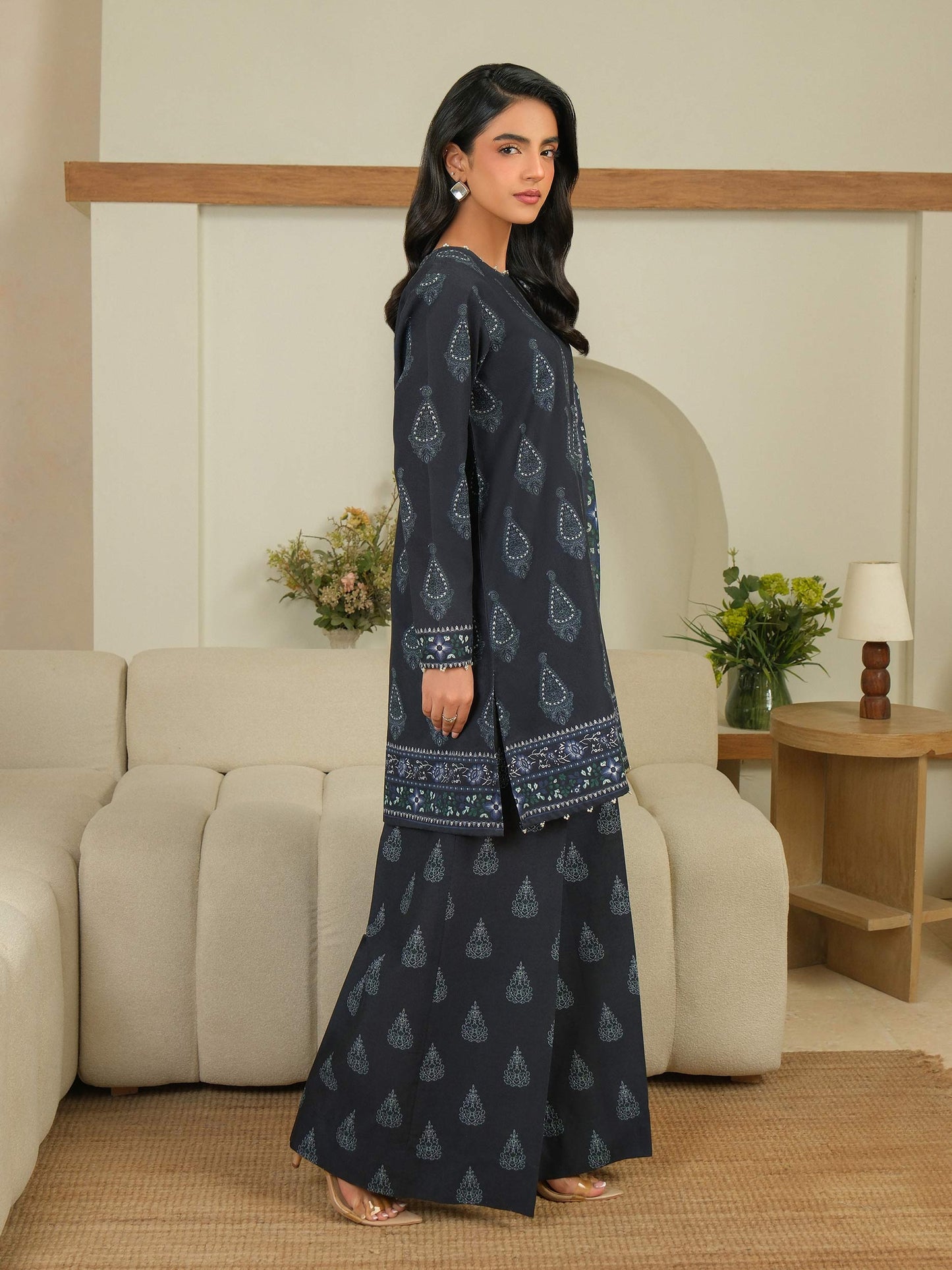 3 Piece Khaddar Suit-Printed (Unstitched)