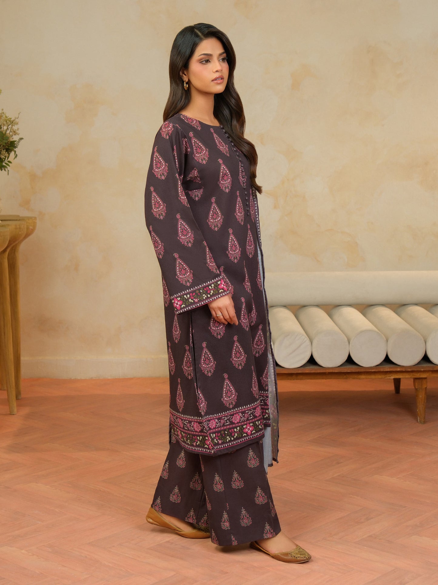 3 Piece Khaddar Suit-Printed (Unstitched)