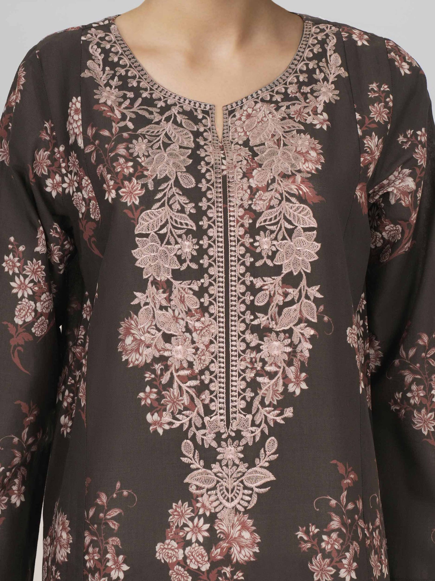 3 Piece Lawn Suit- Embroidered (Unstitched)