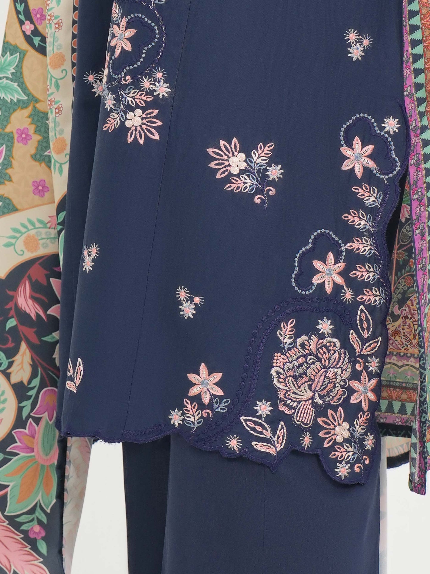 3 Piece Lawn Suit-Embroidered (Unstitched)