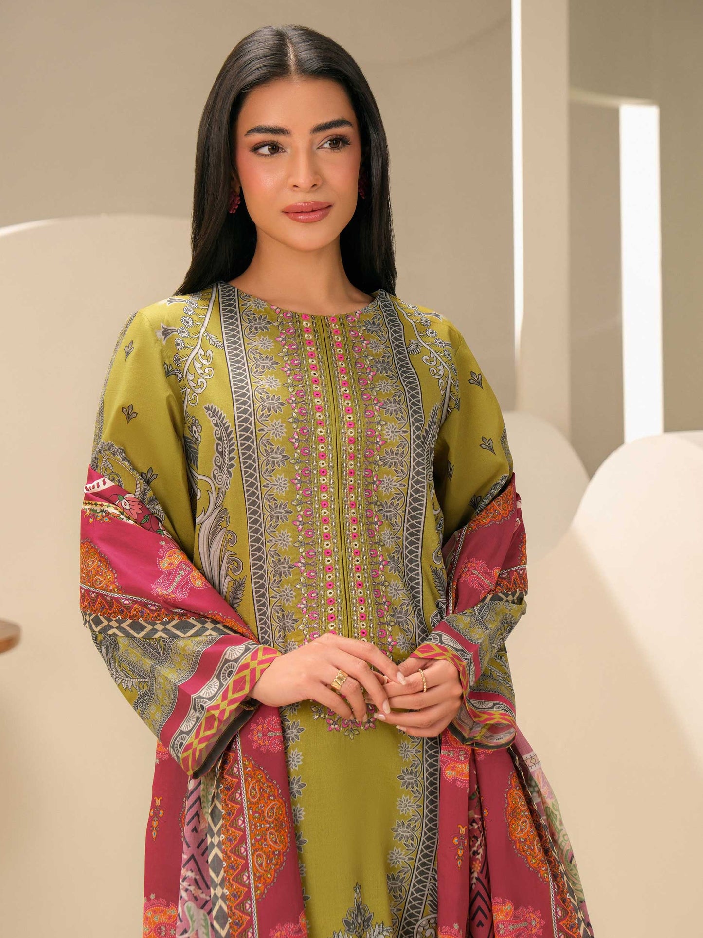 3 Piece Lawn Suit-Embroidered (Unstitched)
