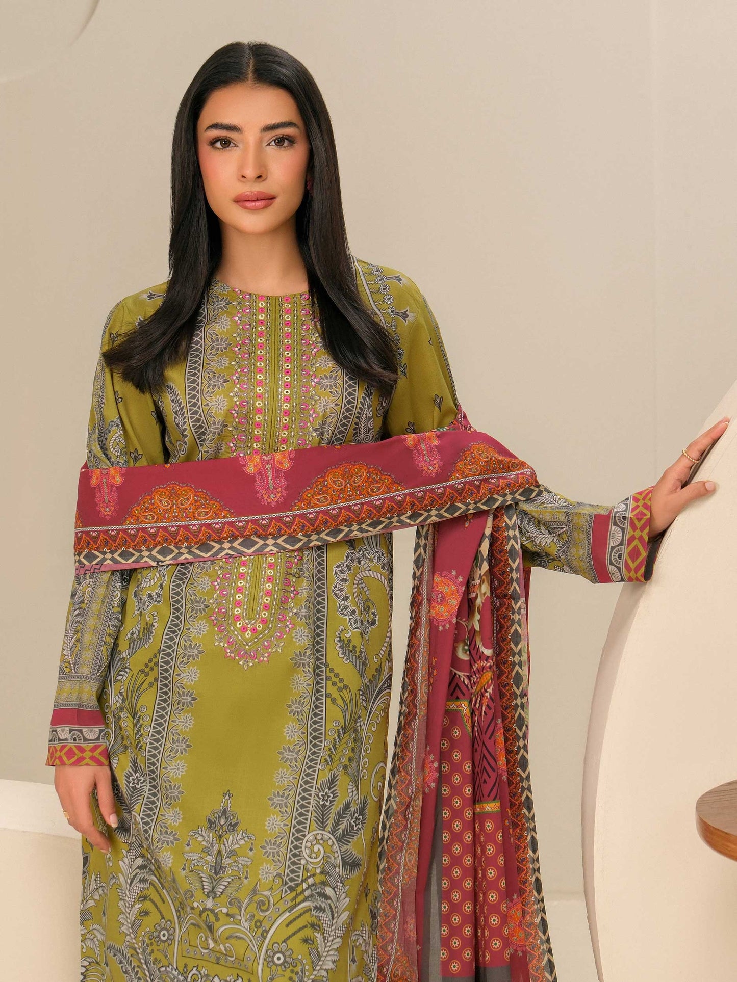 3 Piece Lawn Suit-Embroidered (Unstitched)