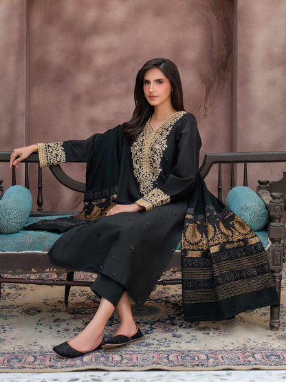 3 Piece Khaddar Suit-Embroidered (Unstitched)